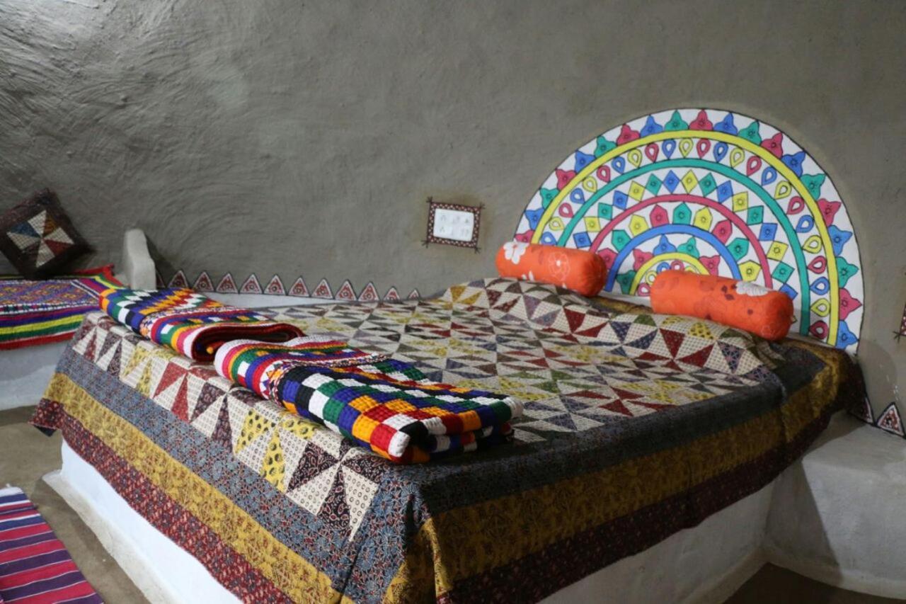 Banni Village Resort - Rann Of Kutch Bherandiāla Exterior foto